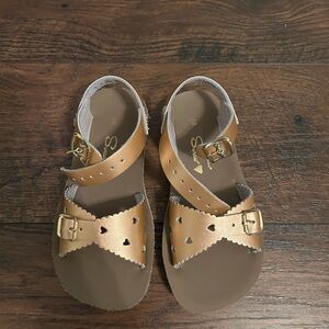 Girls Size 10 Saltwater Sandals